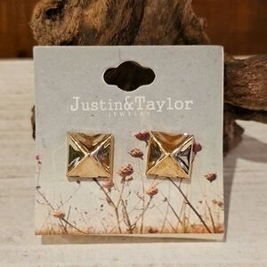 Justin & Taylor goldtone pyramid stud earrings